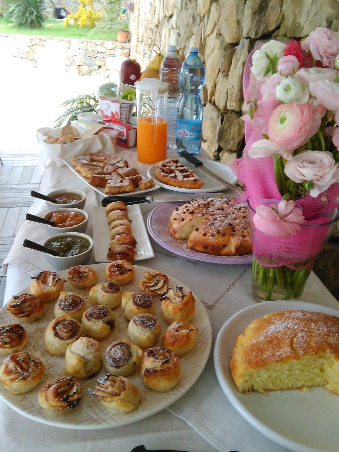 Bed and Breakfast La Cicala Stonata Dolceacqua Exterior foto