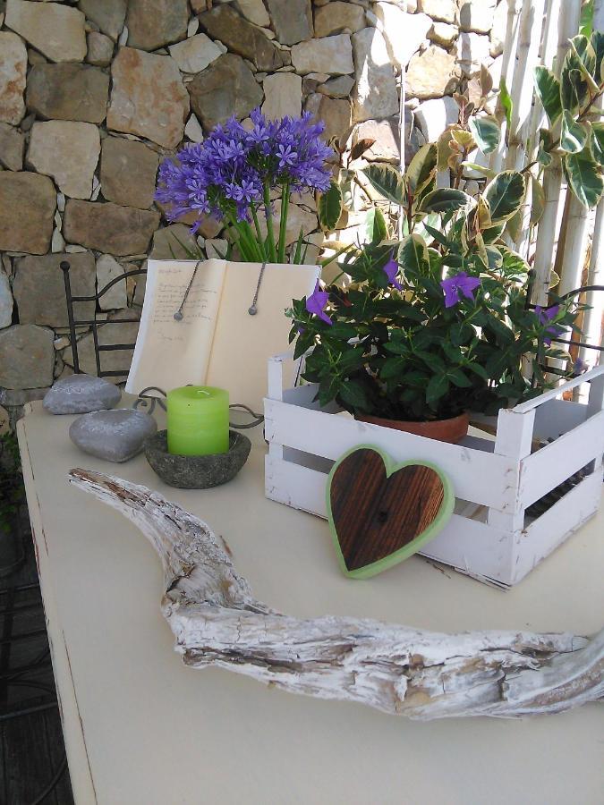 Bed and Breakfast La Cicala Stonata Dolceacqua Exterior foto