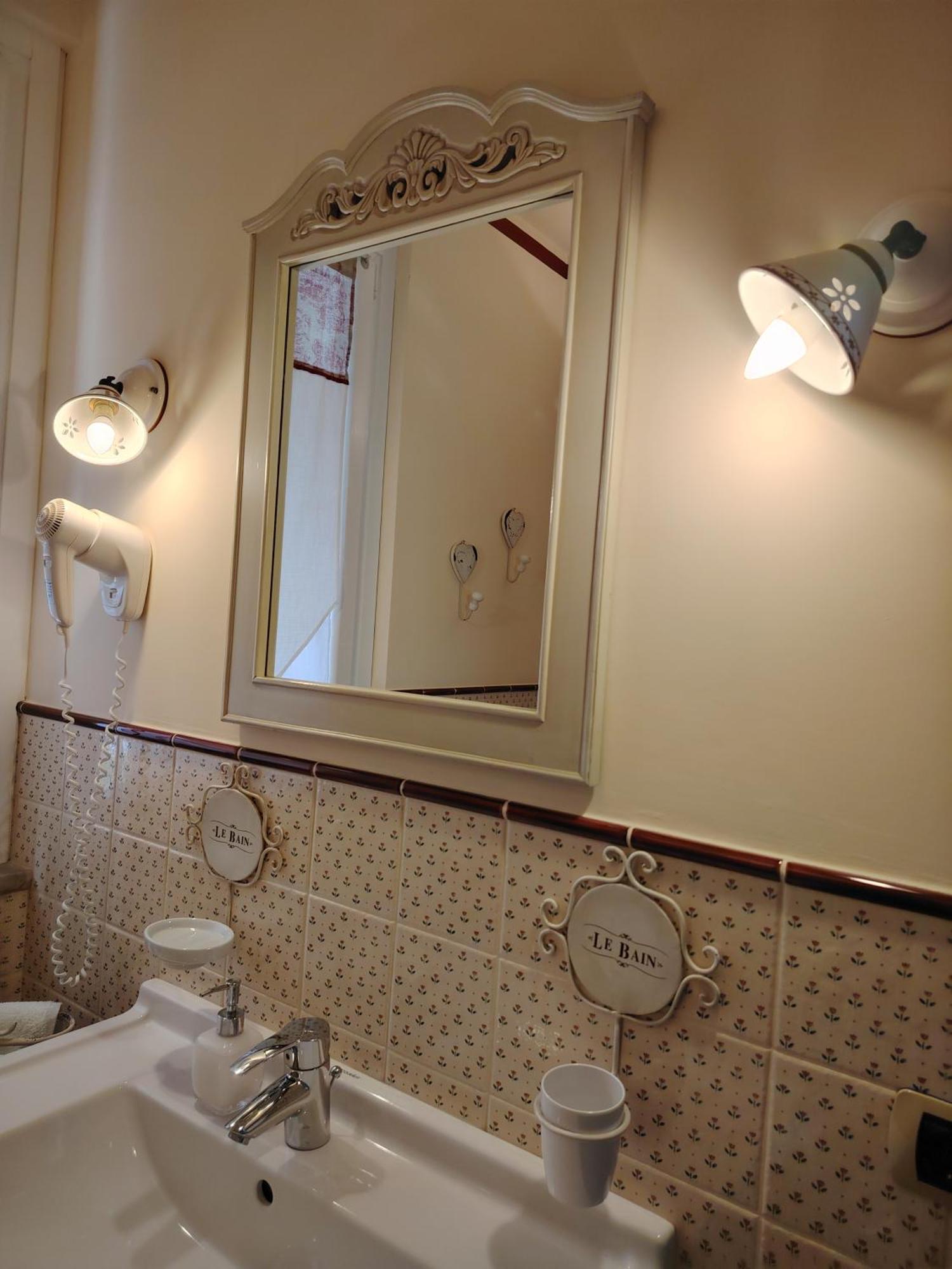 Bed and Breakfast La Cicala Stonata Dolceacqua Exterior foto